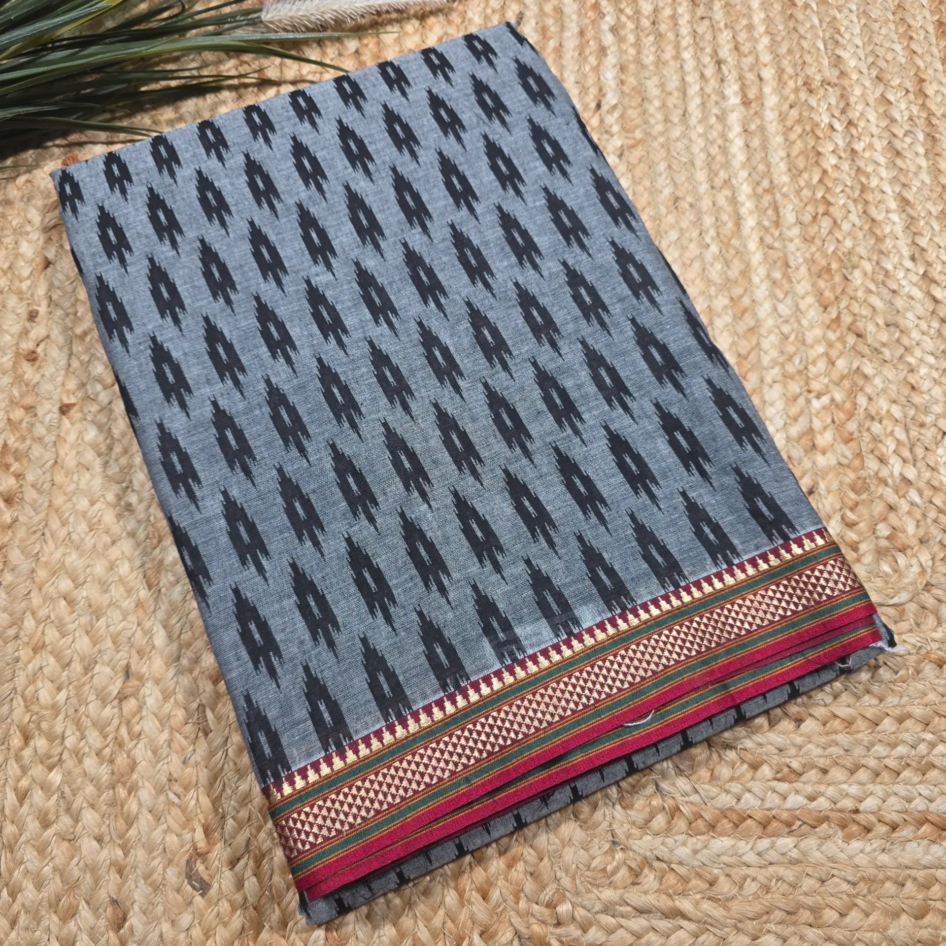 [MHP1B] Black & Grey Muslin Handloom Cotton Saree With an Ikat Patola Print