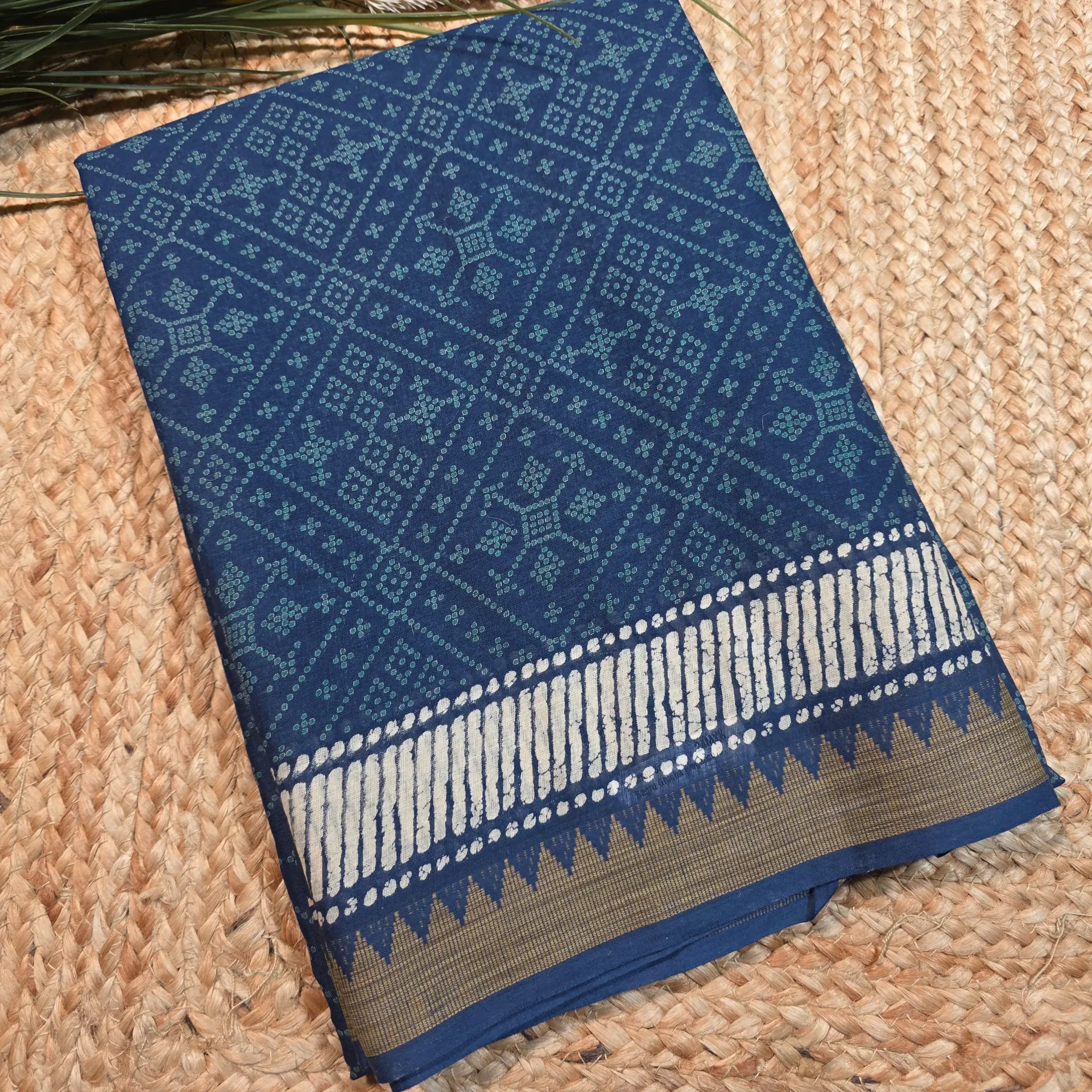 [BGE3] Everyday Elegance Indigo Pure Cotton Saree