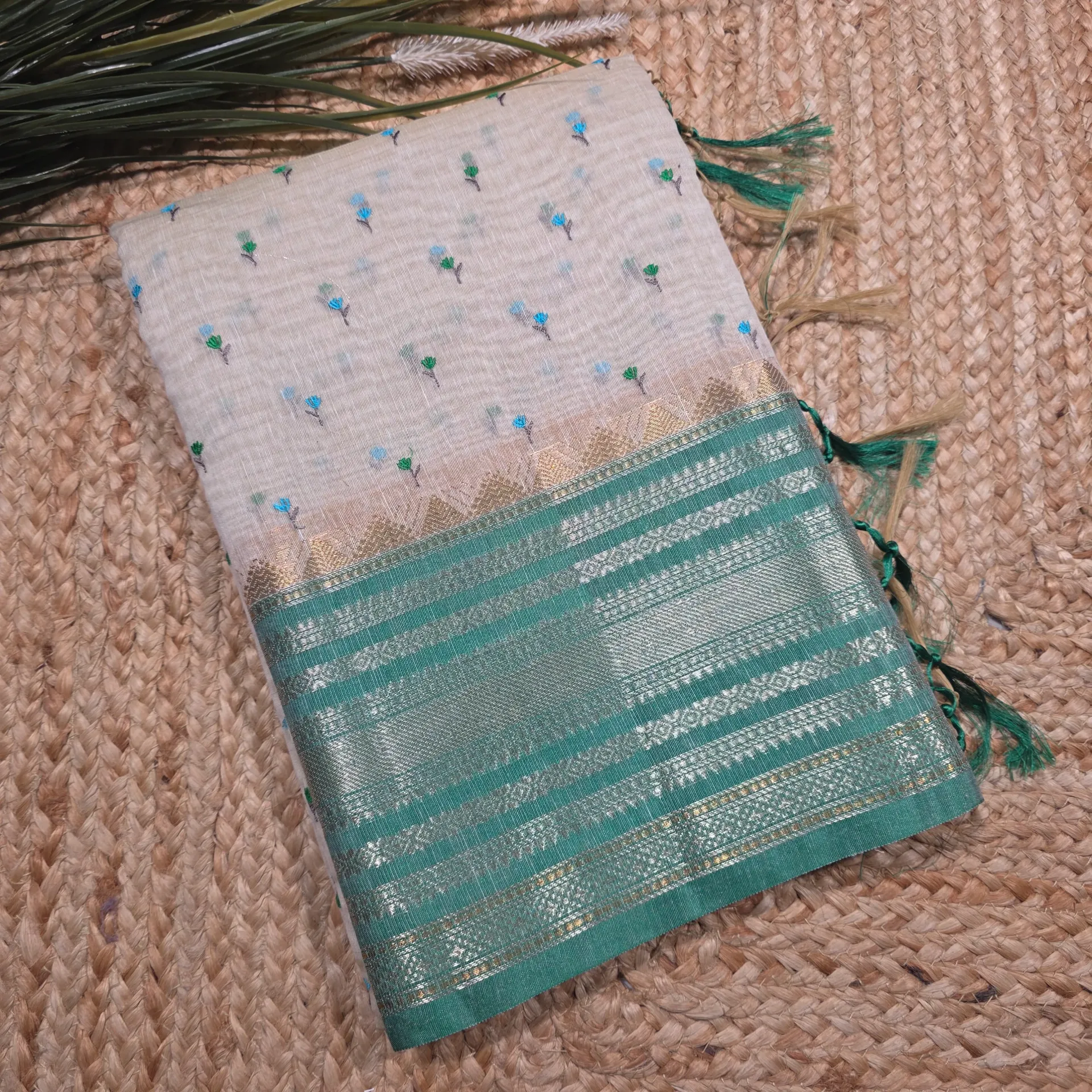 [GRE08250151] Cream Chanderi Saree with Green Banarasi Border and Delicate Floral Embroidery